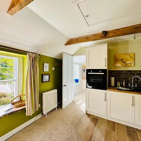 Exceptional Retreat Near Cornwall Coast Tywardreath